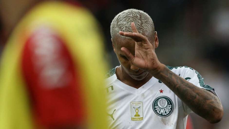 Deyverson se aproxima dos 100 jogos com a camisa do Palmeiras