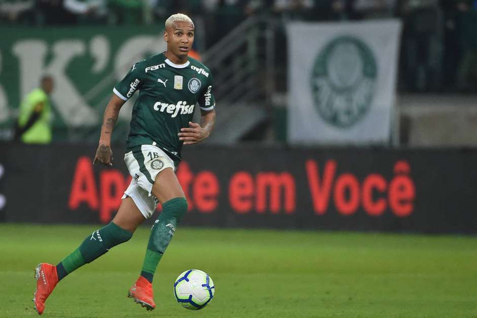 Perto dos 100 jogos, Deyverson acumula pontos negativos pelo Palmeiras