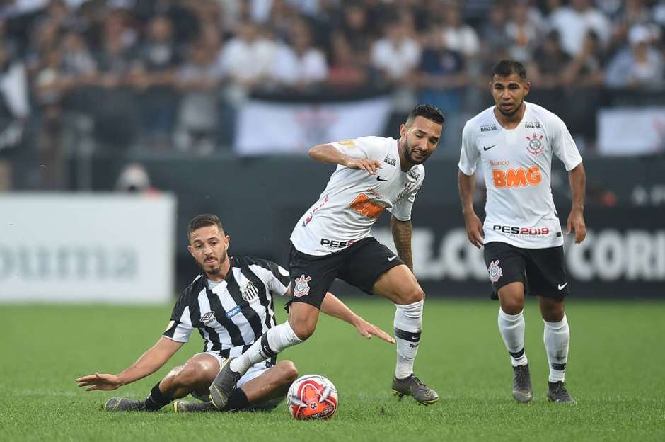 Timão leva vantagem nos duelos contra o Santos na Arena Corinthians
