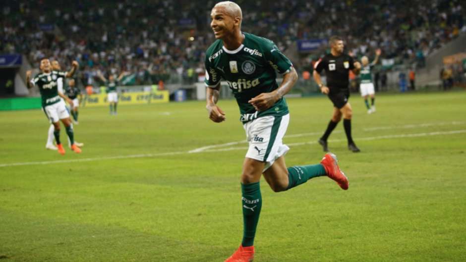 Contra o Avaí, Palmeiras encontra último rival de recorde buscando nova arrancada