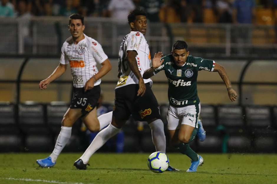 Não assistiu ao jogo? Leia aqui o resumo e veja como foi o clássico entre Palmeiras e Corinthians pelo Brasileirão