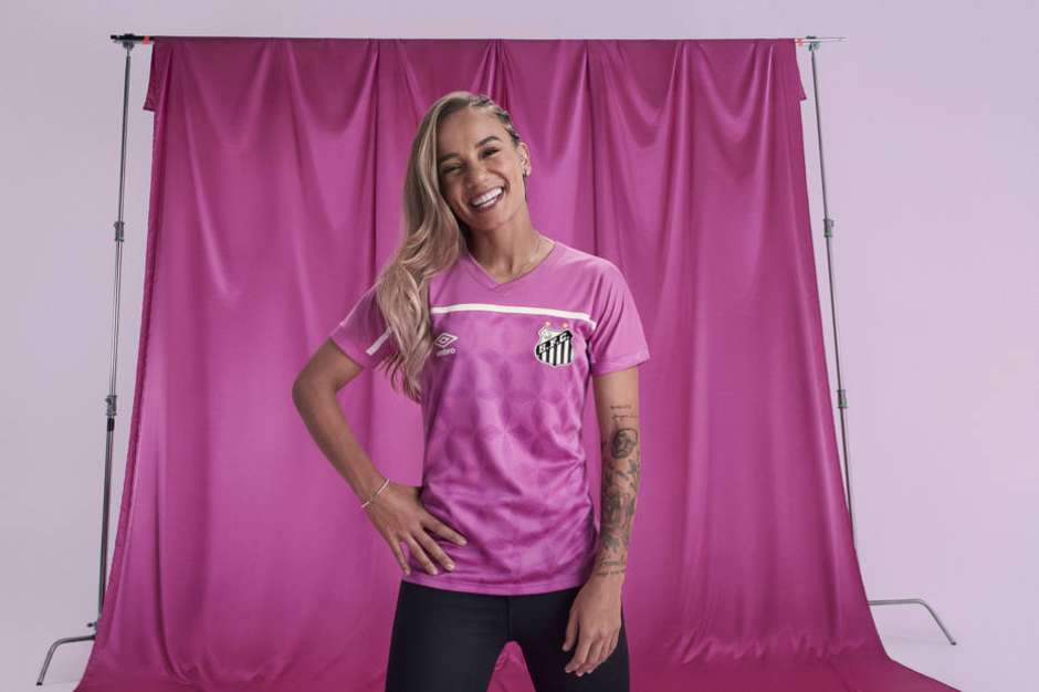 Qual combinou mais? Times BR 🇧🇷 ganham camisa especial pelo Outubro Rosa