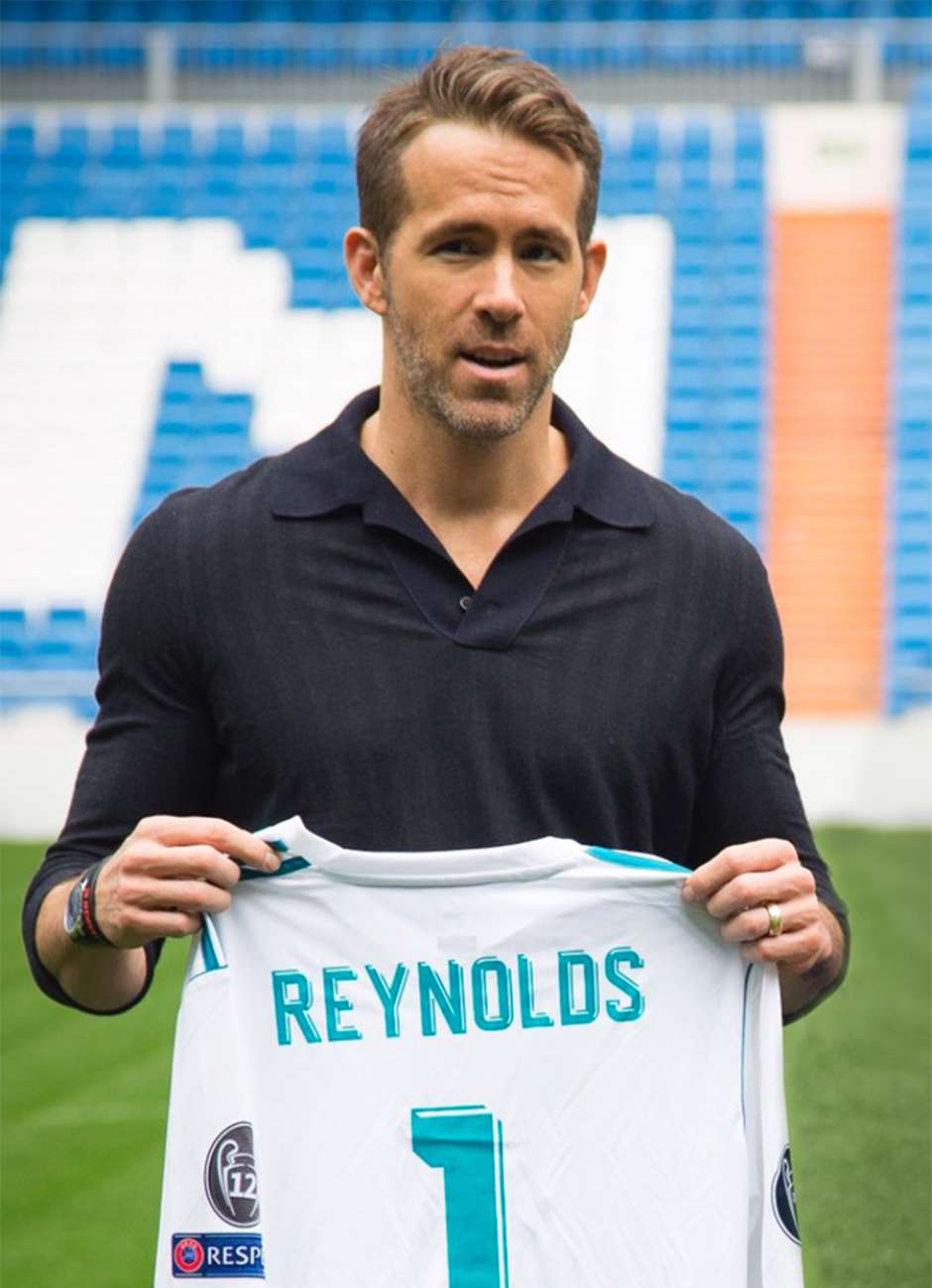 Time comprado por Ryan Reynolds é campeão e volta para as ligas de elite da  Inglaterra após 15 anos
