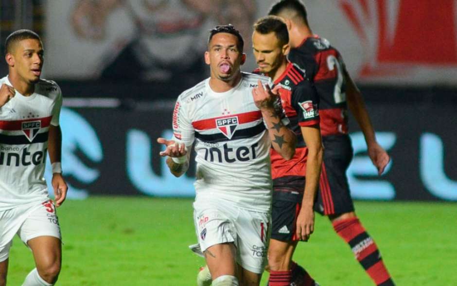 São Paulo bate Flamengo e é campeão da Copa do Brasil pela