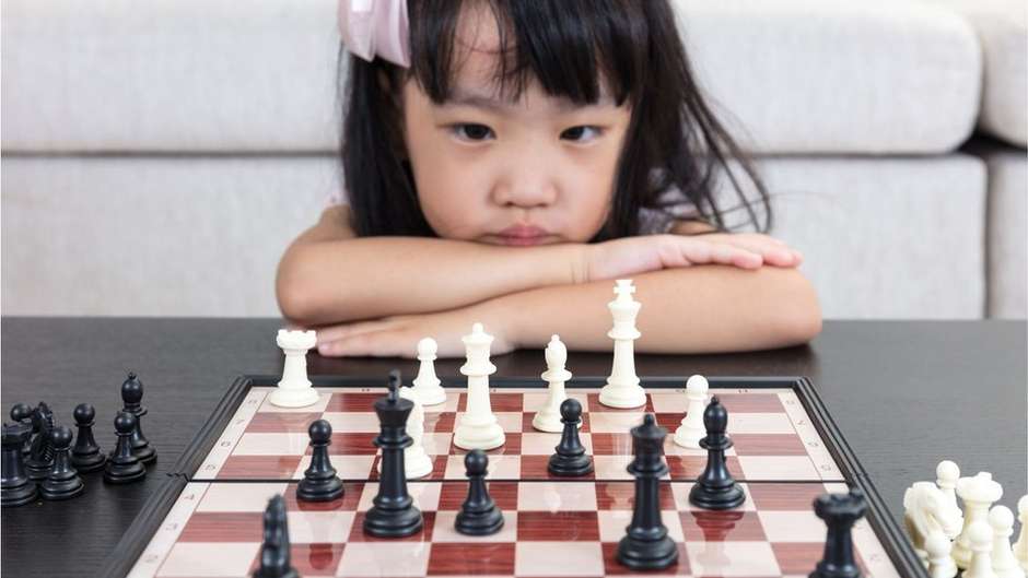 O Gambito da Rainha: o xadrez do gênio feminino revelado numa série  imperdível da Netflix