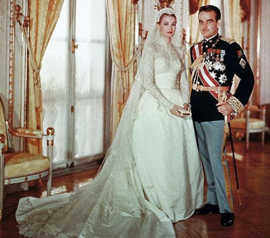 Os 10 vestidos de noiva da realeza mais icônicos da história - Vogue