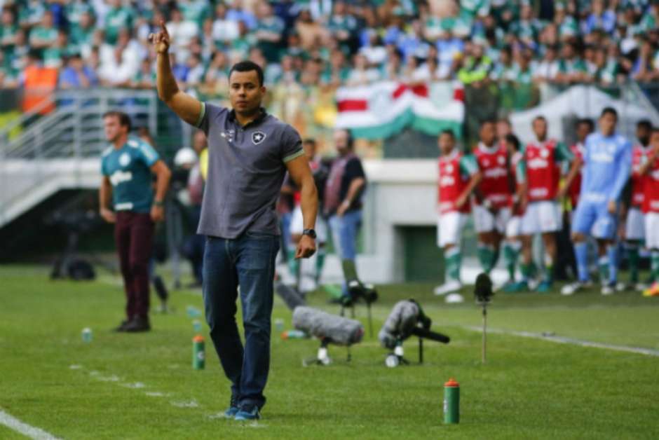 Jair Ventura, novo técnico da Chapecoense, 'estreia pela segunda vez' no Allianz Parque; veja retrospecto