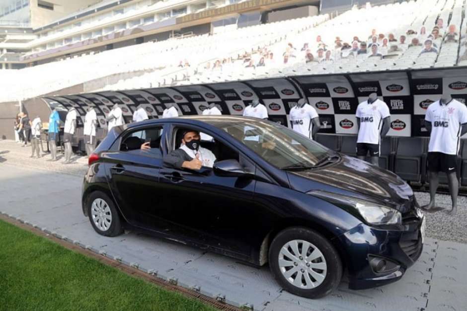 Corinthians e BMG concorrem a prêmio por ação de marketing em 2020; confira