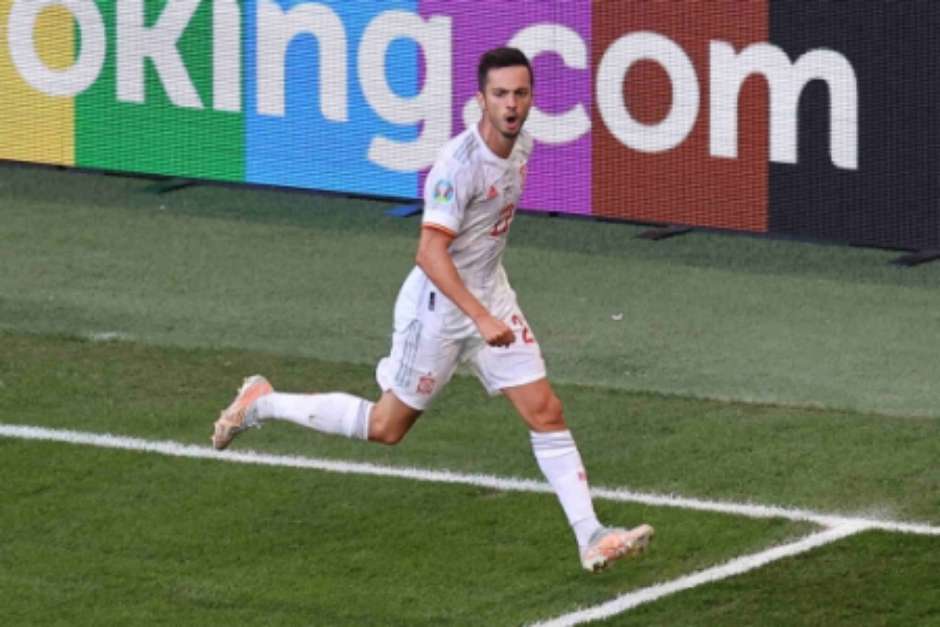 Eurocopa: Espanha bate Croácia em jogo de oito gols e vai às quartas