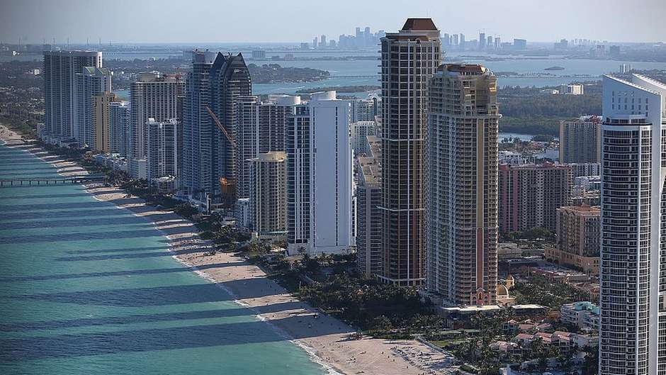 Estudo sobre o desabamento do prédio em Miami Beach – PET Engenharia Civil  UEM