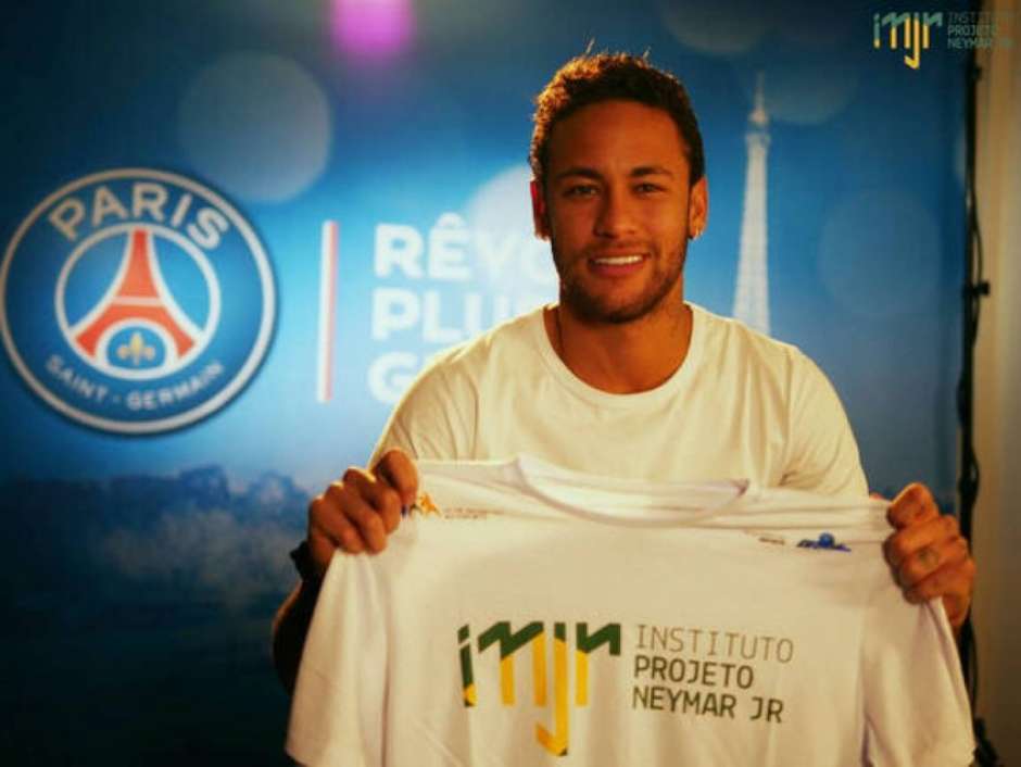 INSTITUTO NEYMAR JR. RECEIVES VISIT FROM THE CEO OF ALIGNMED