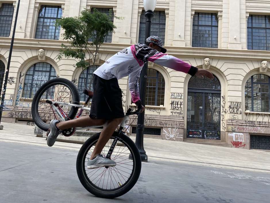 GRAU NO ENCONTRO DE BIKES 