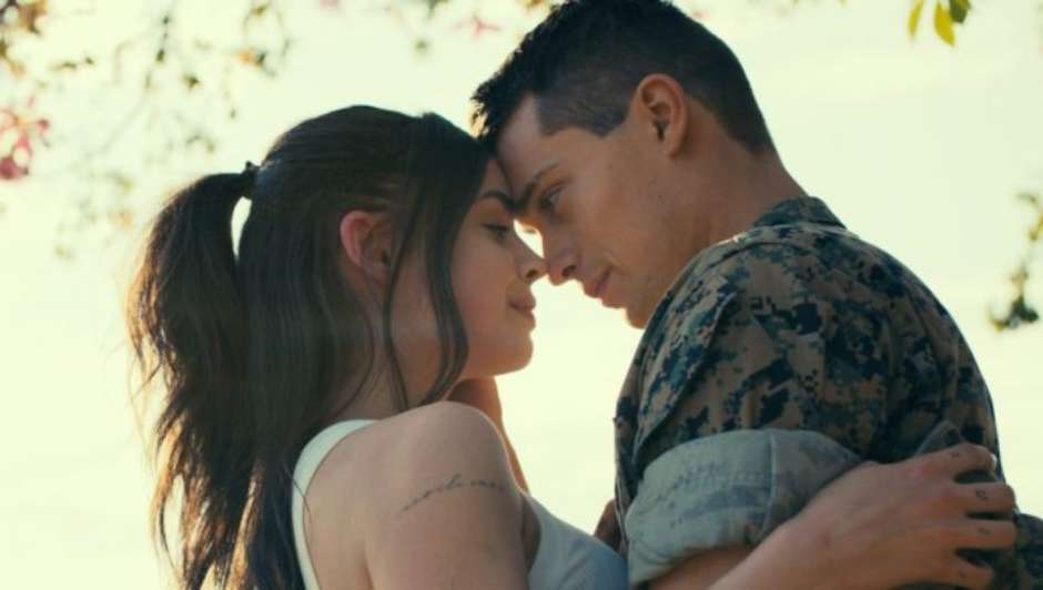 Continência ao Amor': Conheça o novo filme de romance da Netflix