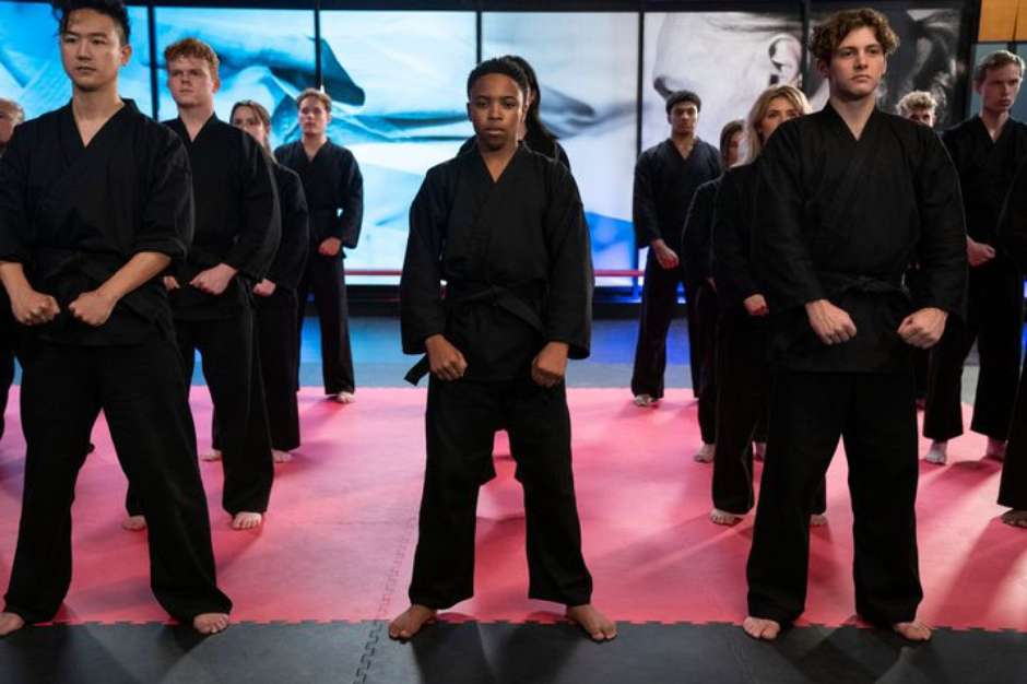 Cobra Kai ganha novo trailer oficial e imagens da 5ª temporada