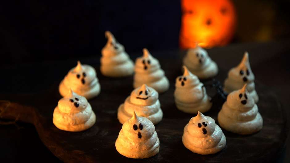 Delícias assustadoras: Receitas típicas de Halloween e Dia das Bruxas para  uma noite assombrada - Menina Enjoada