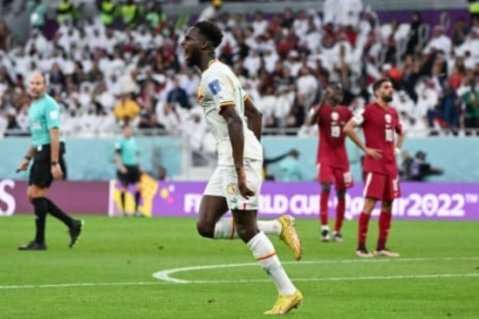 África: Mané é o jogador do ano, Aliou Cissé «bate» Queiroz nos