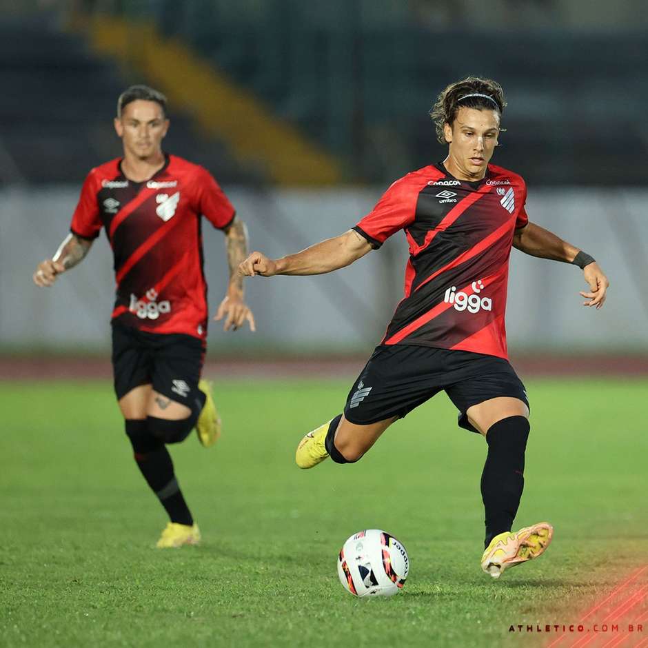 Com gols de Pablo e Canobbio, Athletico-PR vence o Aruko Sports e segue  l&Atilde;&shy;der do Paranaense