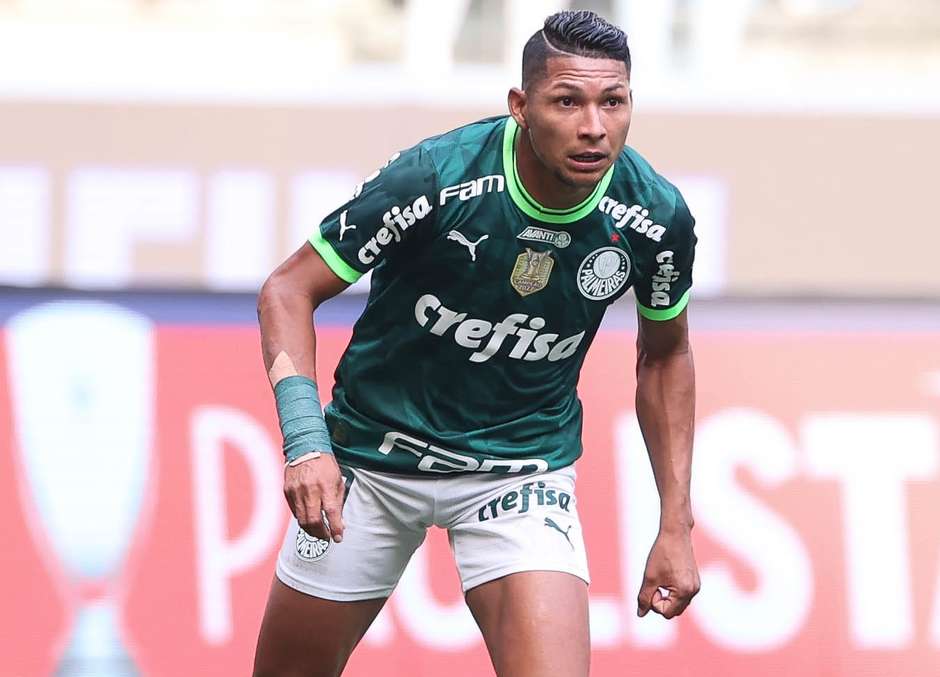 Rony diz que Palmeiras deu resposta com título paulista e ironiza “secadores”