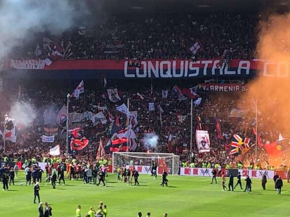 Genoa derrota Ascoli e retorna à Série A do Campeonato Italiano