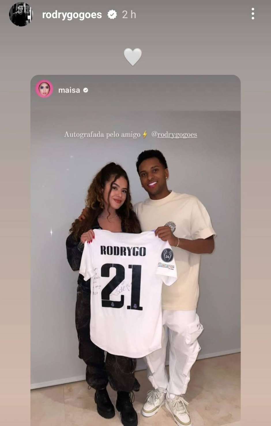 Rodrygo e Maisa tiram fotos juntos após jogo do Real Madrid e alimentam  rumores de romance