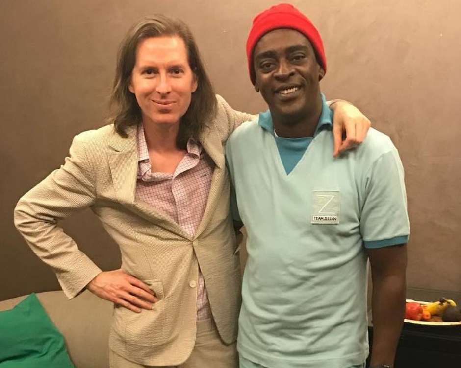 Seu Jorge e ator principal de Stranger Things estão juntos em novo