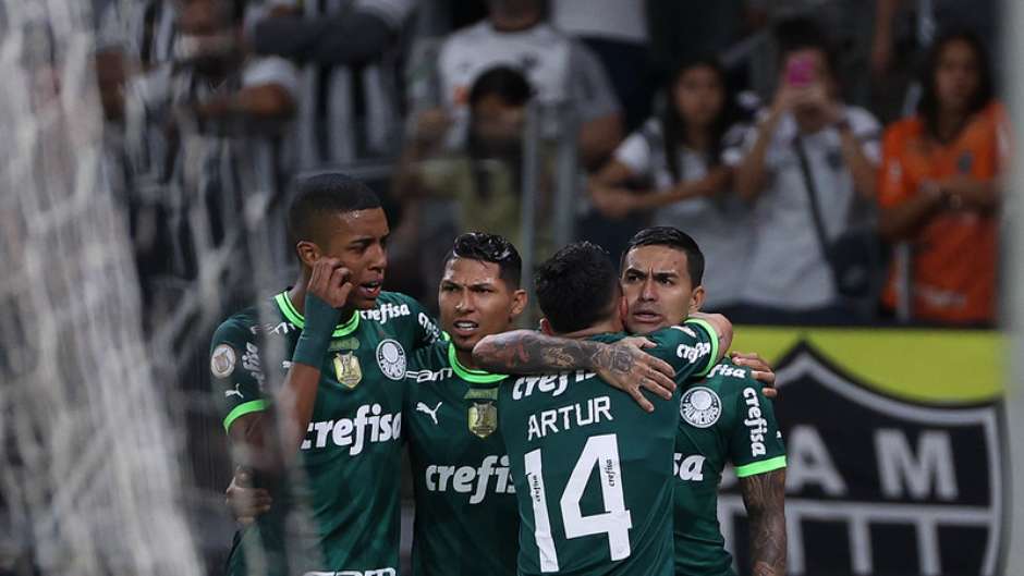 Fortaleza x Palmeiras: prováveis escalações, arbitragem e onde assistir