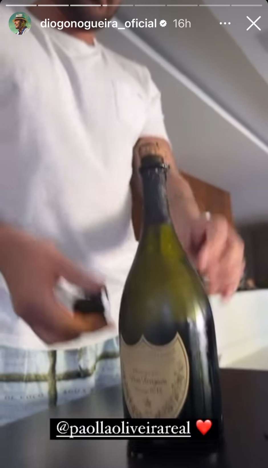 Confira quanto foi o champagne dado por Diogo Nogueira para Paolla Oliveira