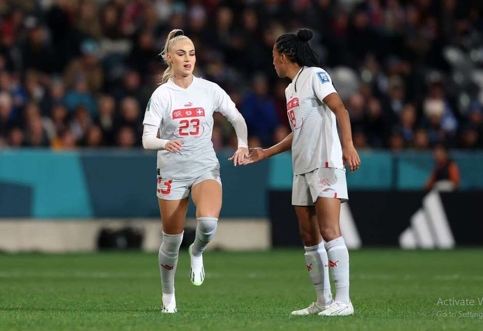 Camisa titular da Suíça para a Copa do Mundo Feminina 2023