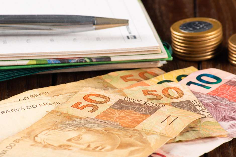 Economia brasileira desacelera e PIB sobe 0,1% no terceiro trimestre