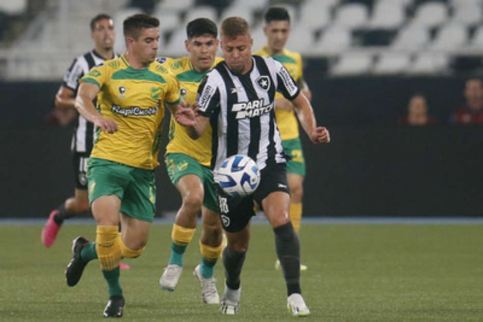 Análise: O que se pode tirar do empate do Botafogo com o Defensa y