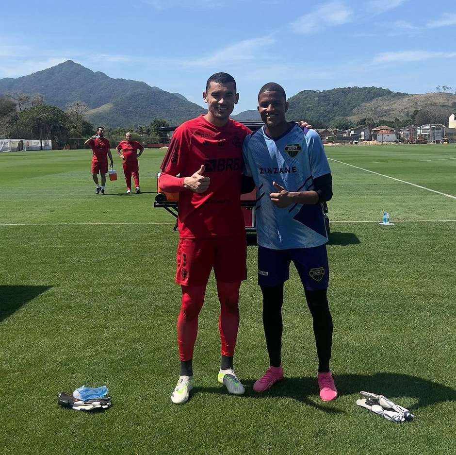 Jogadores do Zinza FC destacam 'sonho realizado' ao jogar contra o Flamengo