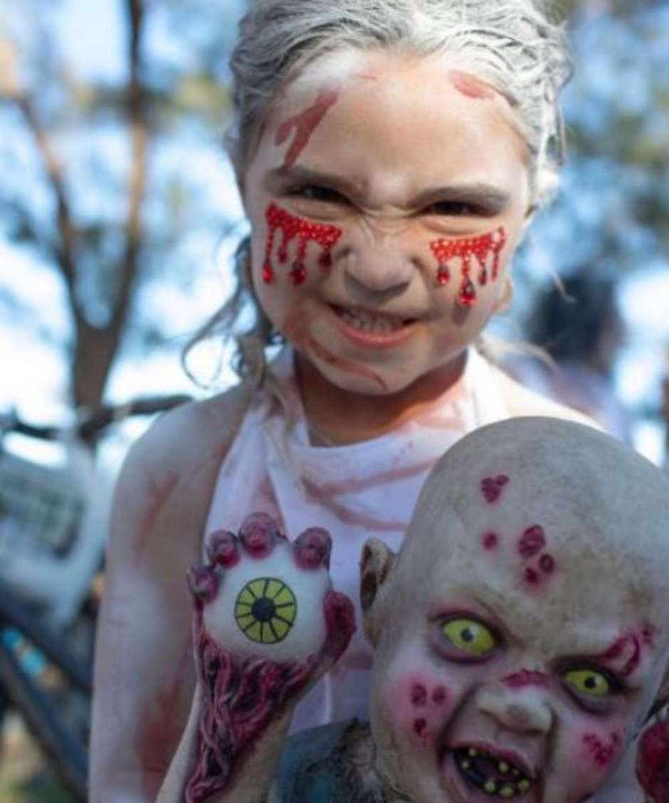 Fantasia de Zumbi Infantil Feminino de Halloween