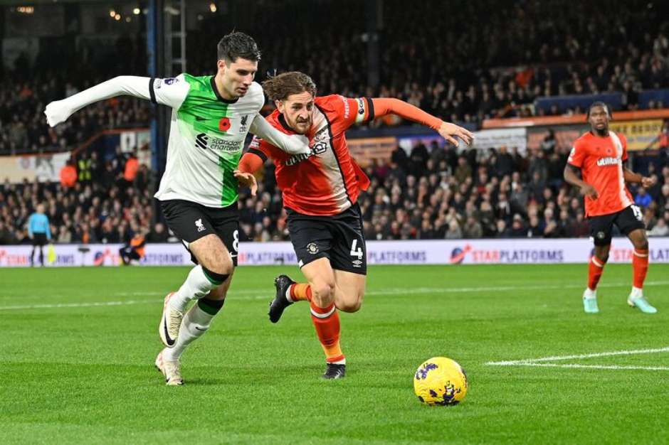 Luis Díaz evita derrota do Liverpool e dedica o golo ao pai que