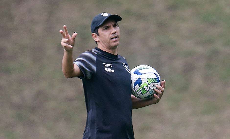 Atacante se despede de clube colombiano rumo ao Palmeiras; veja