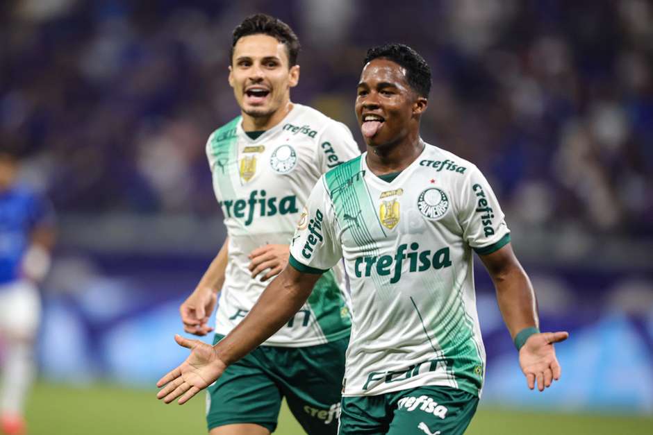Palmeiras conquista o bi no Brasileirão e soma 12º título nacional com  empate diante do Cruzeiro - Portal de notícias de Penedo-AL e região.