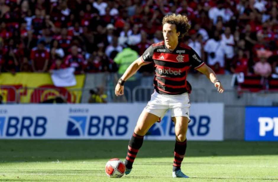 David Luiz destaca autocrítica e comemoração pela atuação do Flamengo contra Millonarios.