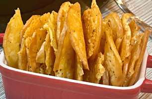 Chips de provolone, snack com 1 ingrediente, assado