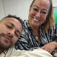Neymar ignora Carol Dantas e Amanda Kimberlly em 'post' de Dia das Mães