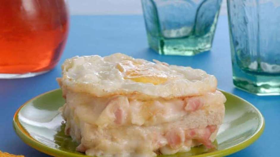 Guia da Cozinha - Falso croque madame: a receita perfeita para um lanche mais sofisticado  Foto: Guia da Cozinha