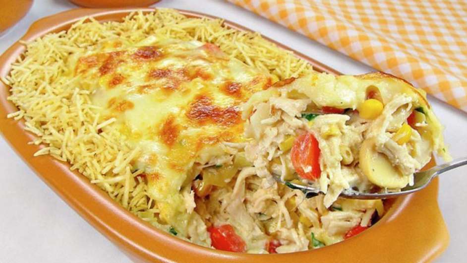 Guia da Cozinha - Fricassê gratinado com frango  Foto: Guia da Cozinha