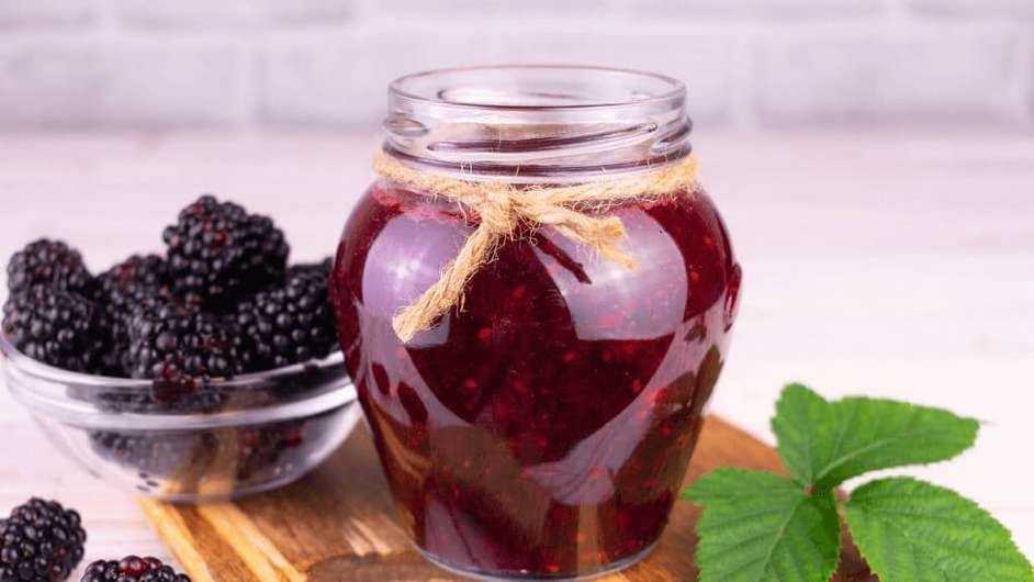 Guia da Cozinha - Geleia de amora diferente: prove e inove nos aperitivos  Foto: Guia da Cozinha