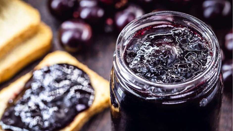 Guia da Cozinha - Incremente seu café da tarde com essa geleia de jabuticaba deliciosa  Foto: Guia da Cozinha