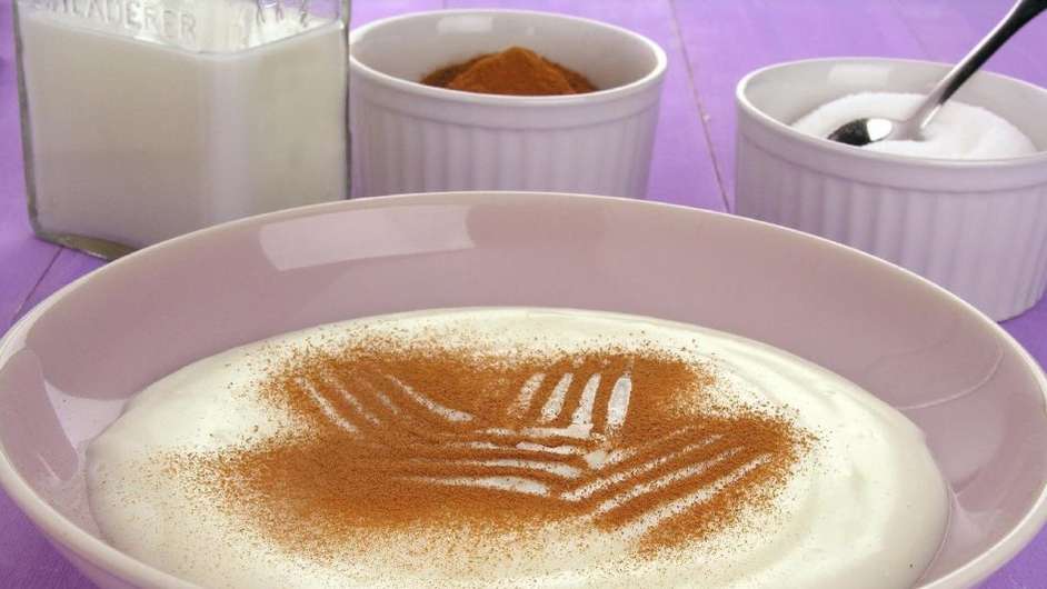 Guia da Cozinha - Receita de mingau de maisena para relembrar da infância  Foto: Guia da Cozinha