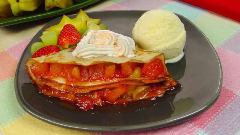 Guia da Cozinha - Crepe de frutas para um café da manhã saudável e colorido  Foto: Guia da Cozinha