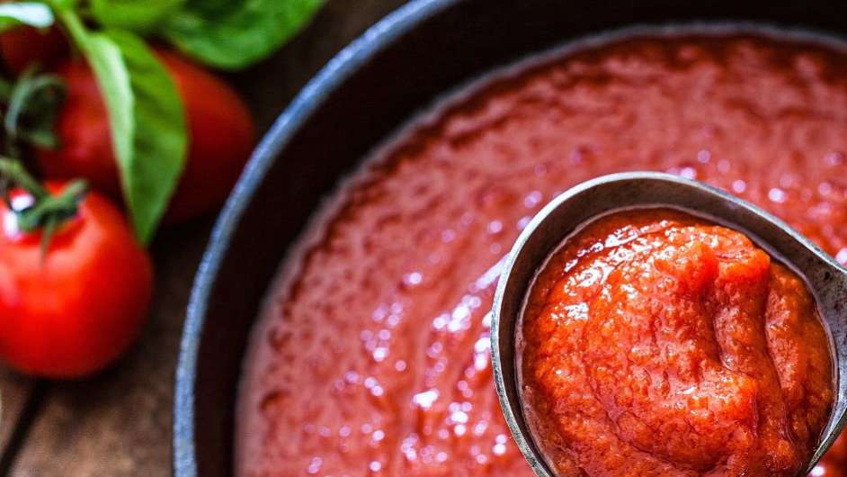Molho de tomate bem vermelho, caseiro e vitaminado.  Foto: Bake and Cake Gourmet
