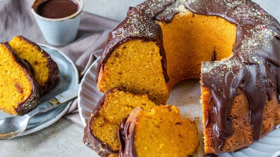 Bolo de Cenoura: 5 Receitas Fáceis Com Cobertura para Saborear essa Delícia