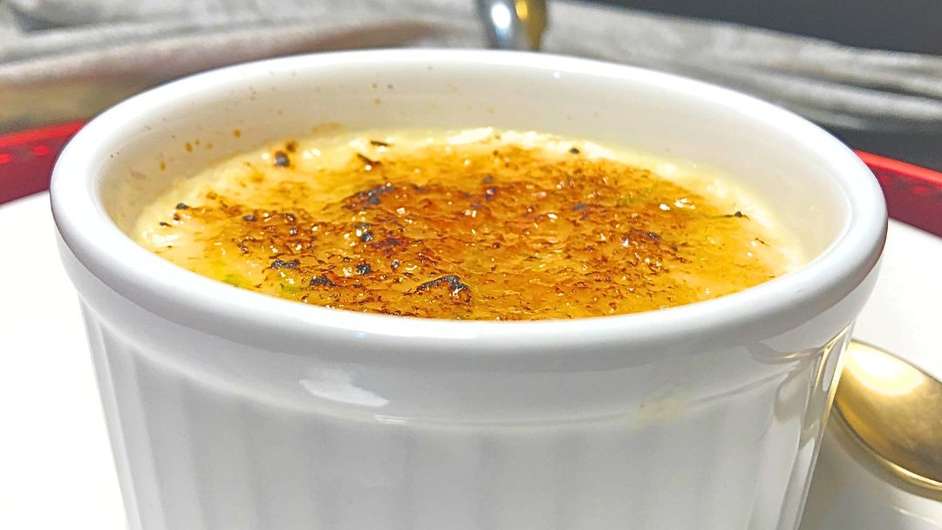 Arroz doce, só que com um toque a mais para finalizar: brulée.  Foto: Bake and Cake Gourmet