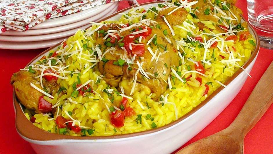 Galinhada de pressão  Foto: Guia da Cozinha