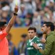 Abel Ferreira é o único treinador a receber cartão na 1ª rodada do Mundial de Clubes