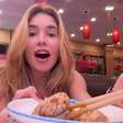 Virginia Fonseca prova cérebro em restaurante na China: 'Textura meio estranha'